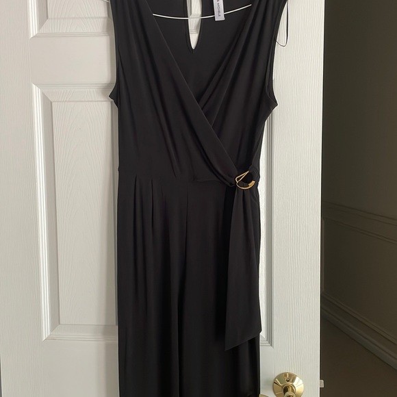 Black jumpsuit with pockets - Picture 1 of 10